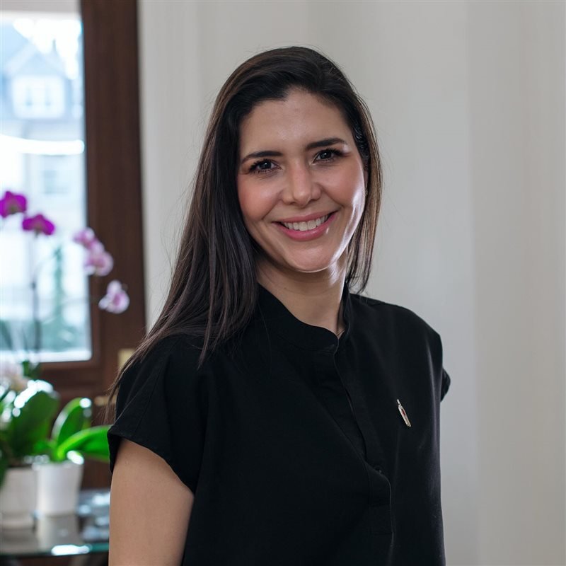 Dr. Jacqueline Lopez Gross